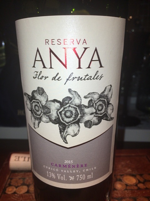 Anya Flor de Frutales Reserva Carmenère